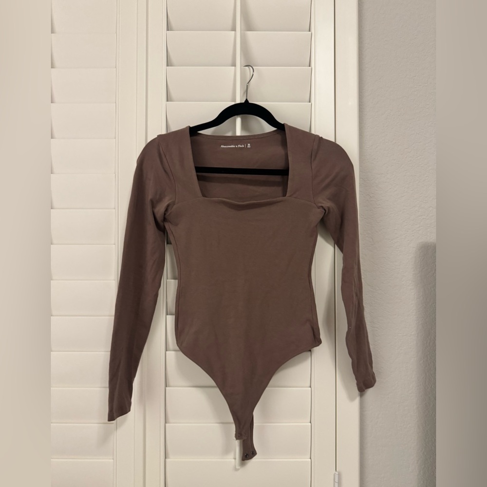 Abercrombie & Fitch long sleeve cotton seamless Square Neck Bodysuit - Taupe